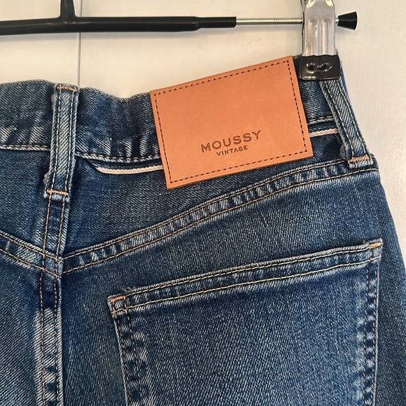Moussy Vintage Skinny Leg Jeans - Picture 6 of 16